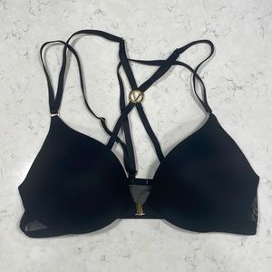32B Victoria’s Secret racer back bra